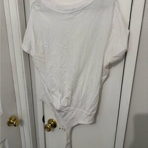 Nuuds Women's White Casual Top